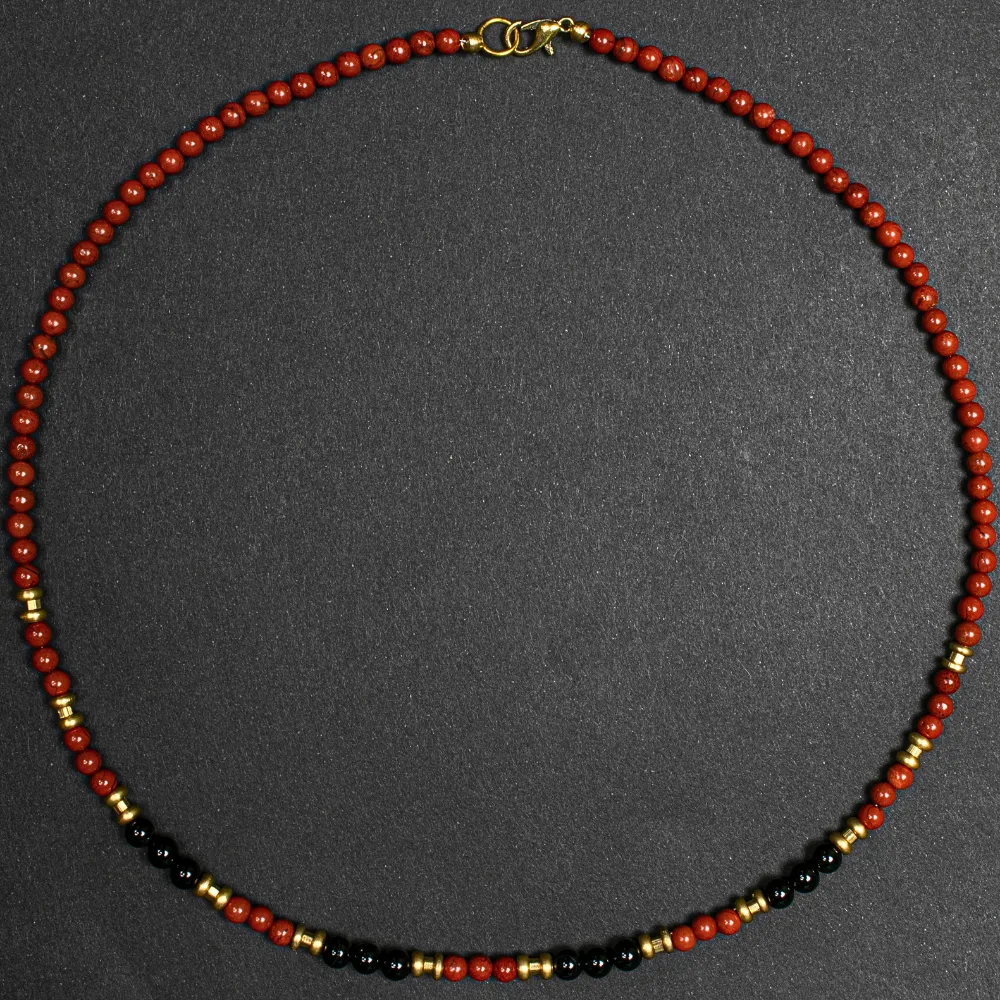 Red Jasper With Onyx Short Mal